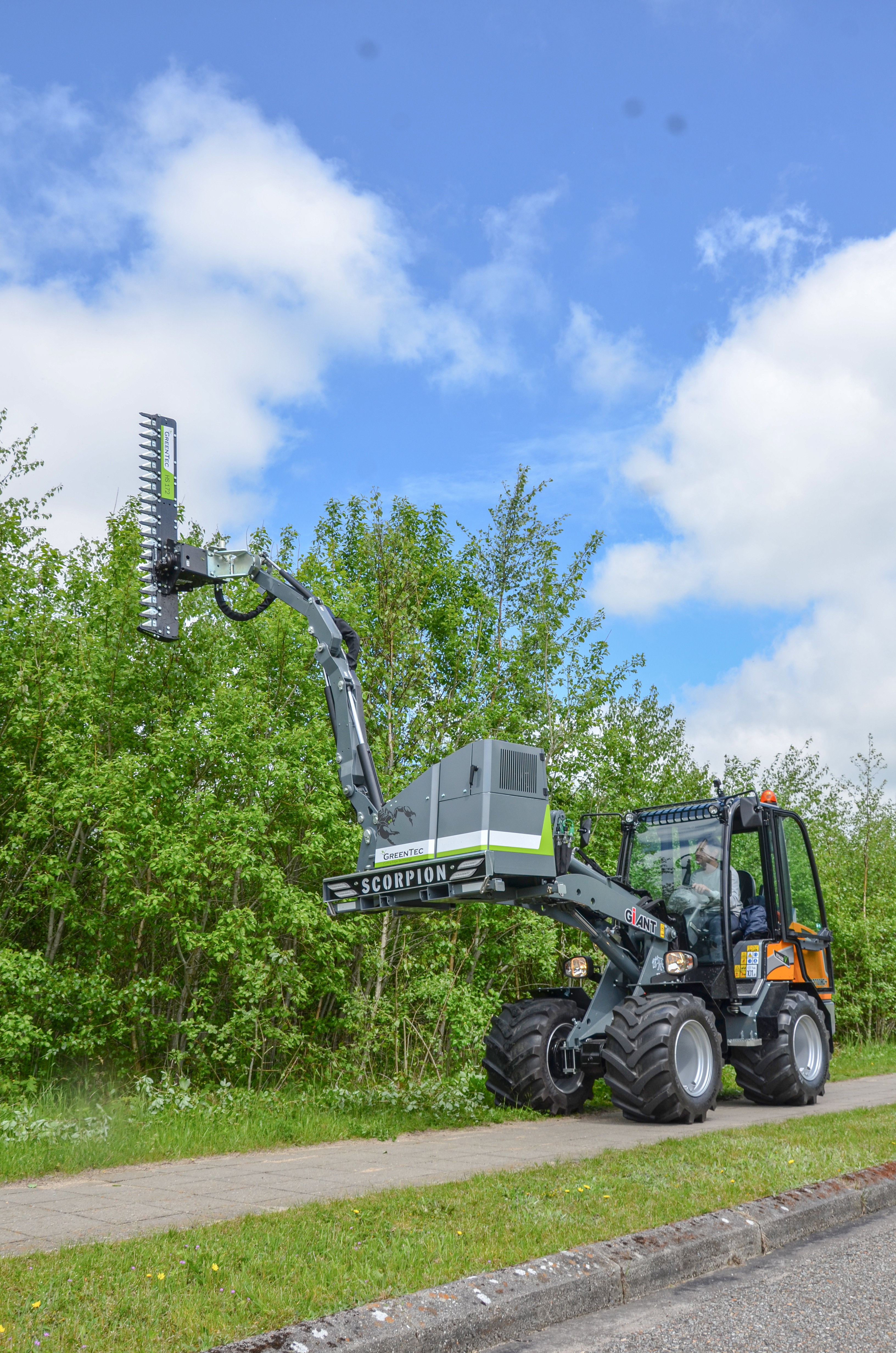 LIMB TRIMMER HIGH REACH SKID STEER