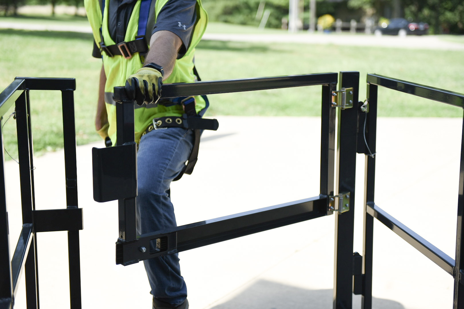 FOR SAFETY WHEN ENTERING OR EXITING