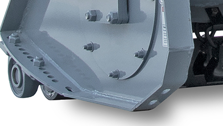 These durable skid shoes help the mulcher to better float over the ground for optimal cutting action.