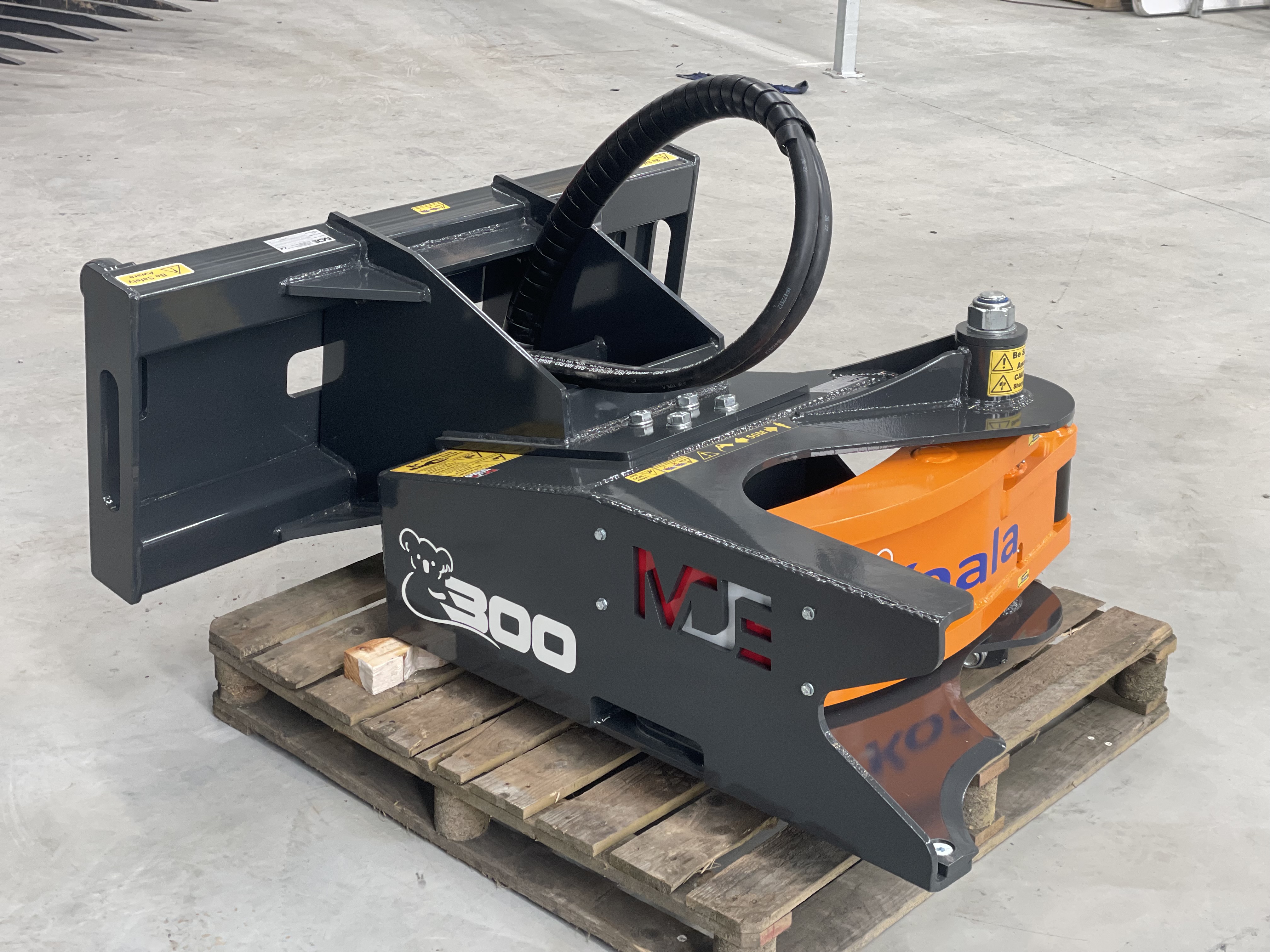 MDE MACHINERY SKID STEER ATTACHMENTS KOALA 200 SSL 